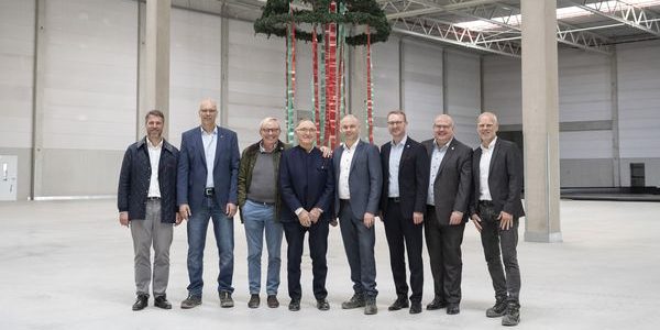 Richtfest beim Nordwest-Logistikzentrum in Alsfeld