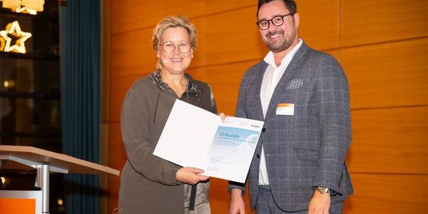 Weckbacher fördert Nachwuchskräfte im Rahmen des Deutschlandstipendiums